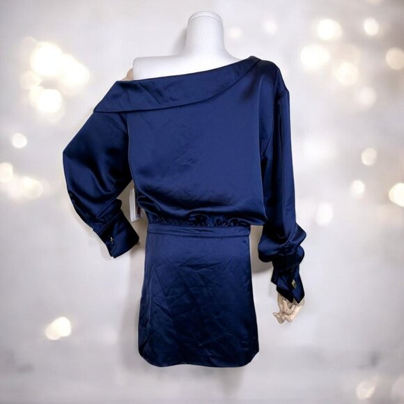 NWT Moon River Navy Satin Off Shoulder Mini Dress - Picture 7 of 8